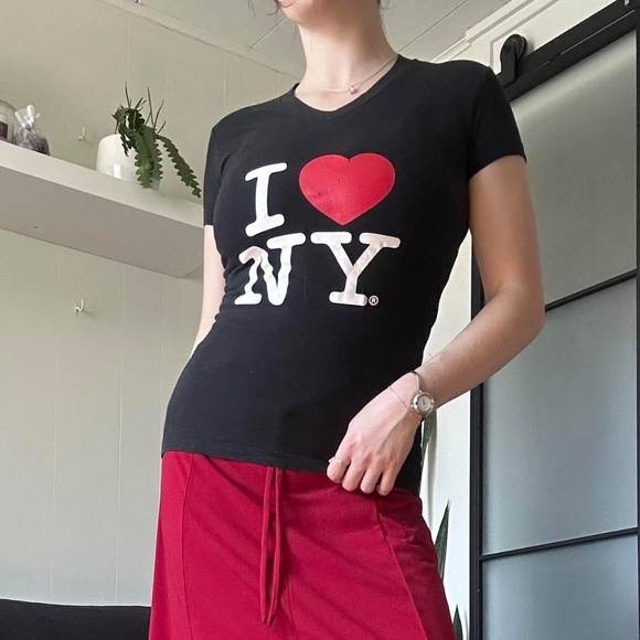 I ❤️ NY Black Graphic Baby Tee - Picture 7 of 7